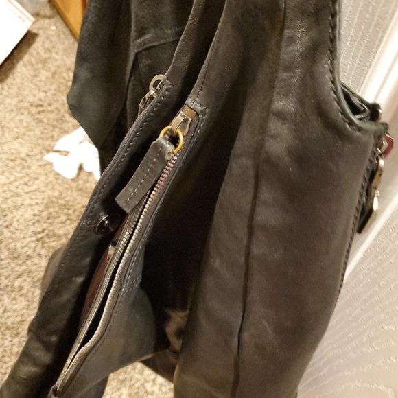 Boyy/ CLOSET CLOSING EVERYTHING MUST GO - Picture 2 of 7